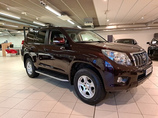Toyota Land Cruiser vaihtoauto