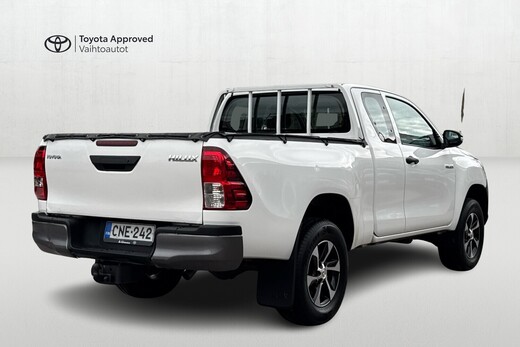 Toyota Hilux vaihtoauto