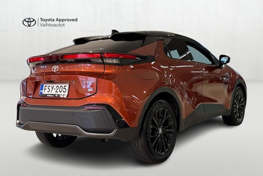 Toyota C-HR vaihtoauto