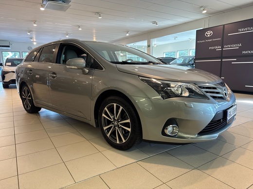 Toyota Avensis vaihtoauto