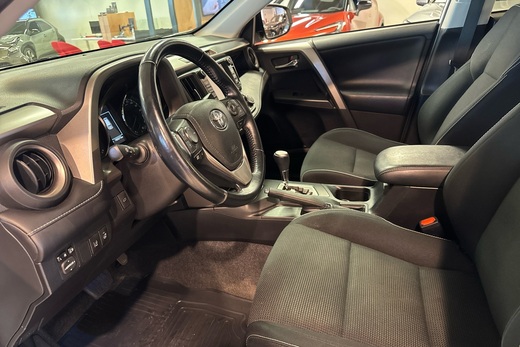 Toyota RAV4 vaihtoauto