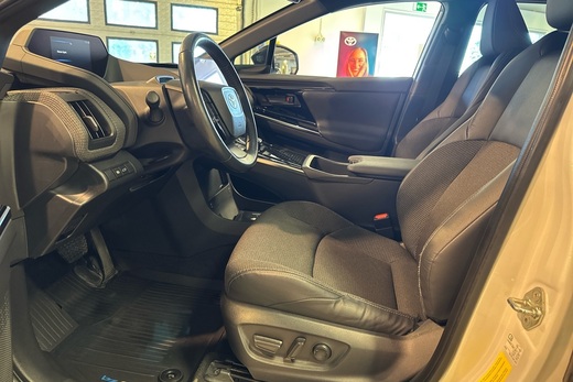 Toyota bZ4X vaihtoauto