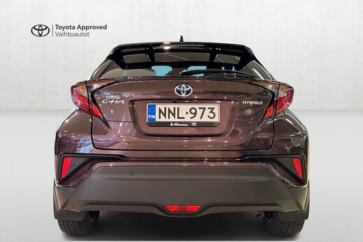 Toyota C-HR vaihtoauto