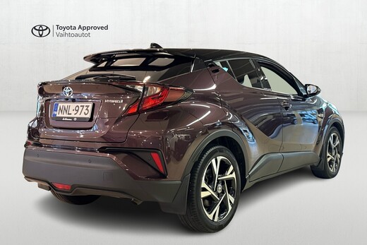 Toyota C-HR vaihtoauto
