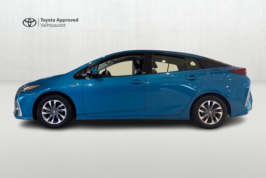 Toyota Prius Plug-in vaihtoauto