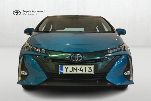 Toyota Prius Plug-in vaihtoauto