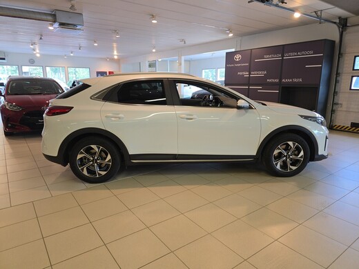 Kia XCeed vaihtoauto