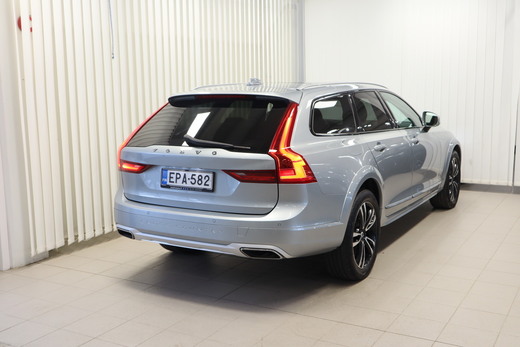 Volvo V90 Cross Country vaihtoauto