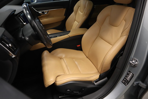 Volvo V90 Cross Country vaihtoauto