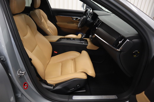 Volvo V90 Cross Country vaihtoauto