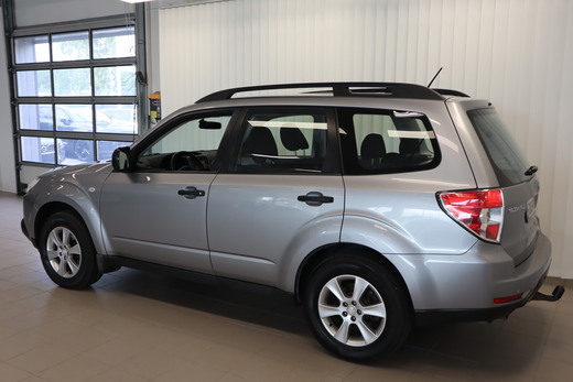 Subaru Forester vaihtoauto