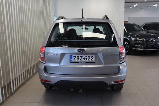 Subaru Forester vaihtoauto
