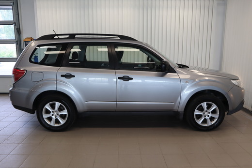 Subaru Forester vaihtoauto