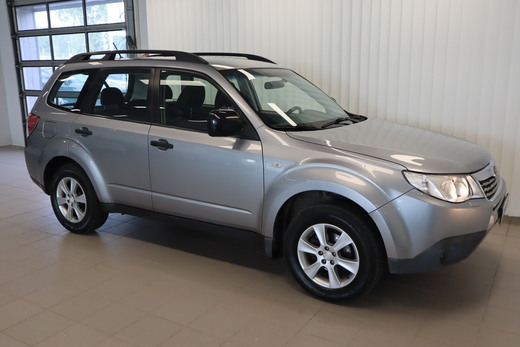 Subaru Forester vaihtoauto