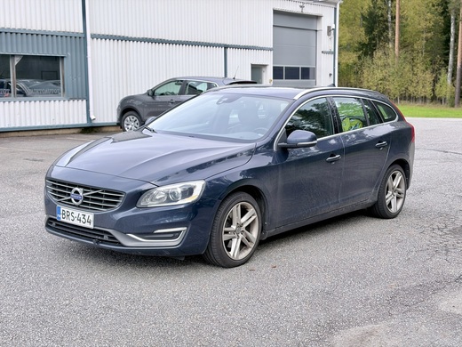 Volvo V60 vaihtoauto