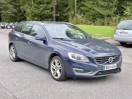 Volvo V60 vaihtoauto