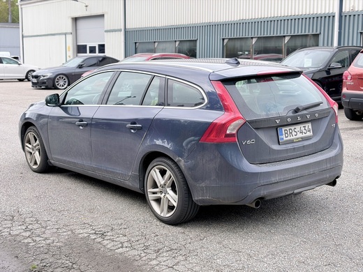 Volvo V60 vaihtoauto