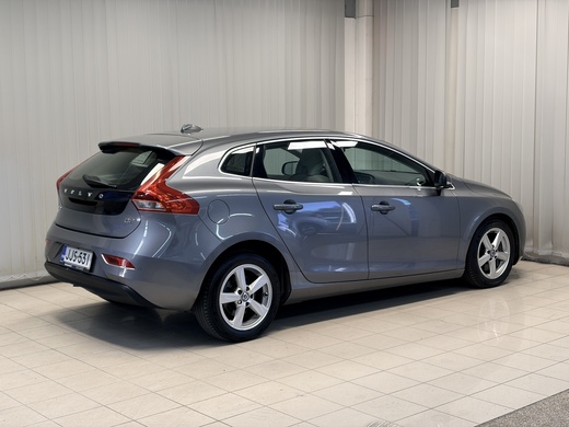 Volvo V40 vaihtoauto