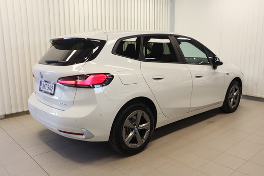 BMW 225 vaihtoauto