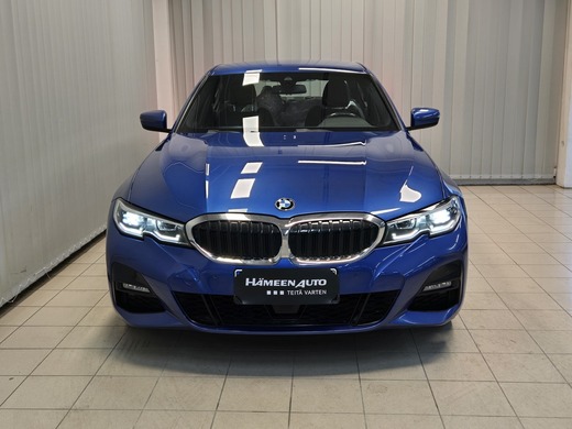BMW 330 vaihtoauto