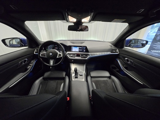 BMW 330 vaihtoauto
