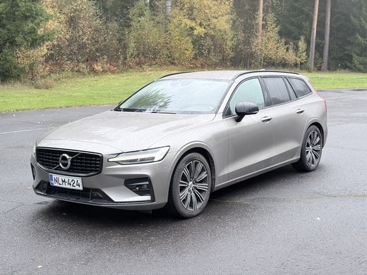 Volvo V60 vaihtoauto