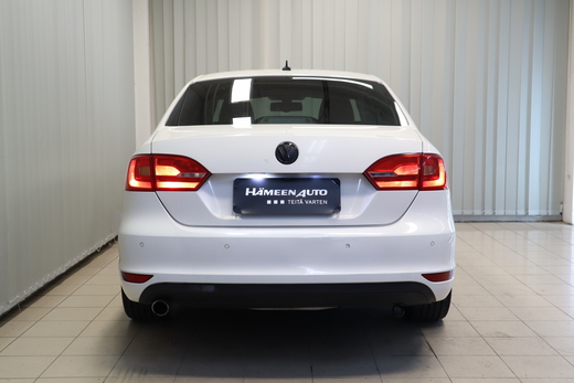 Volkswagen Jetta vaihtoauto