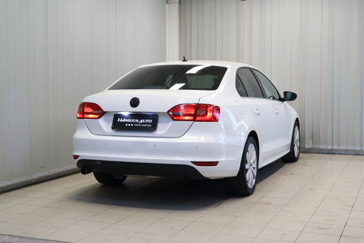 Volkswagen Jetta vaihtoauto