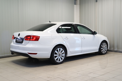 Volkswagen Jetta vaihtoauto