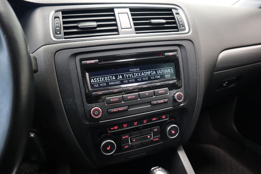 Volkswagen Jetta vaihtoauto