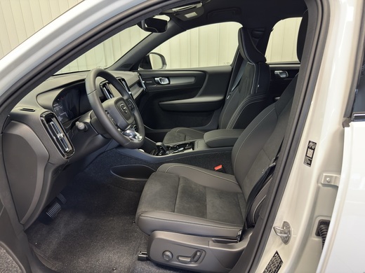 Volvo EX40 vaihtoauto