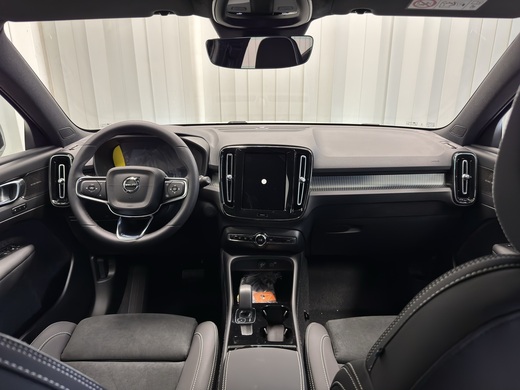 Volvo EX40 vaihtoauto