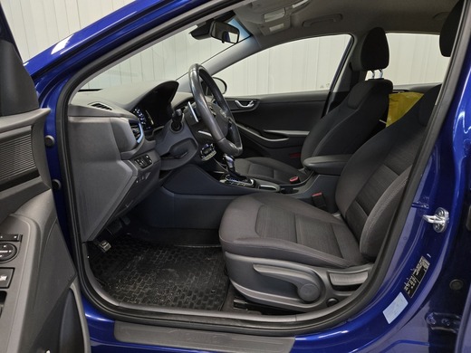 Hyundai IONIQ hybrid vaihtoauto