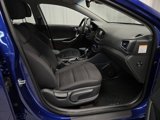 Hyundai IONIQ hybrid vaihtoauto