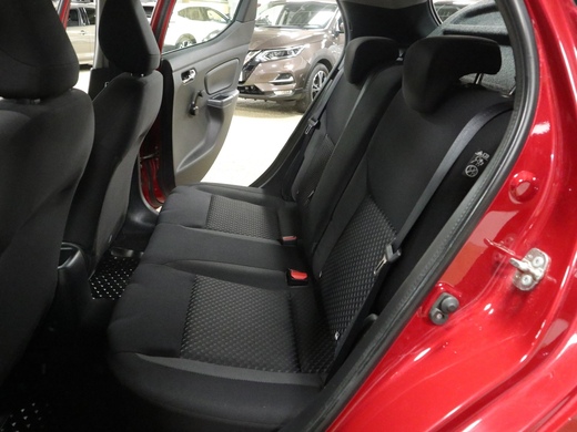 Nissan Micra vaihtoauto