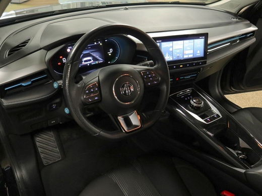 MG MG5 vaihtoauto