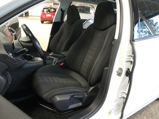 Peugeot 308 vaihtoauto
