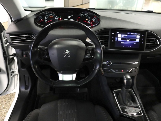Peugeot 308 vaihtoauto