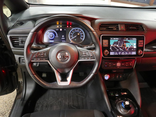 Nissan Leaf vaihtoauto