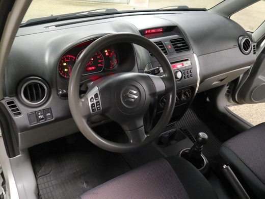 Suzuki SX4 vaihtoauto
