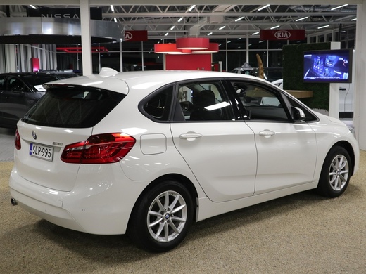 BMW 218 vaihtoauto