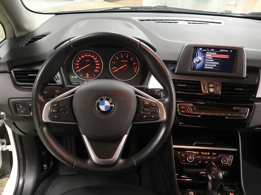 BMW 218 vaihtoauto