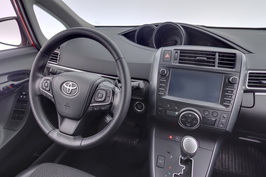 Toyota Verso vaihtoauto