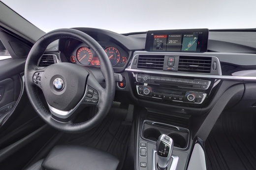 BMW 320 vaihtoauto