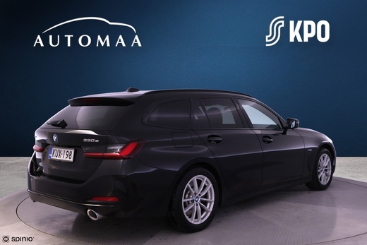 BMW 330 vaihtoauto