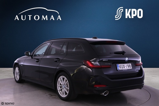 BMW 330 vaihtoauto