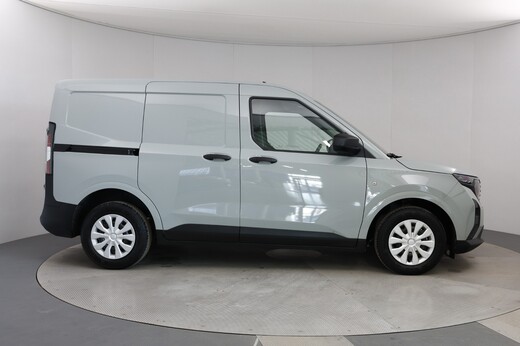 Ford Transit Courier vaihtoauto