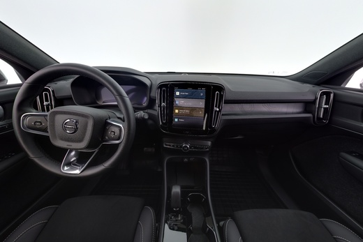 Volvo EX40 vaihtoauto