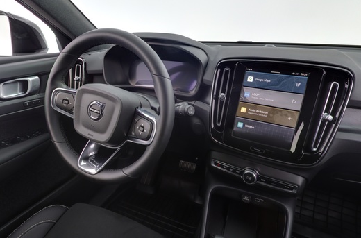 Volvo EX40 vaihtoauto