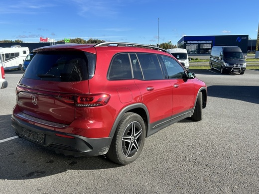 Mercedes-Benz EQB vaihtoauto